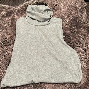 gray turtle neck
